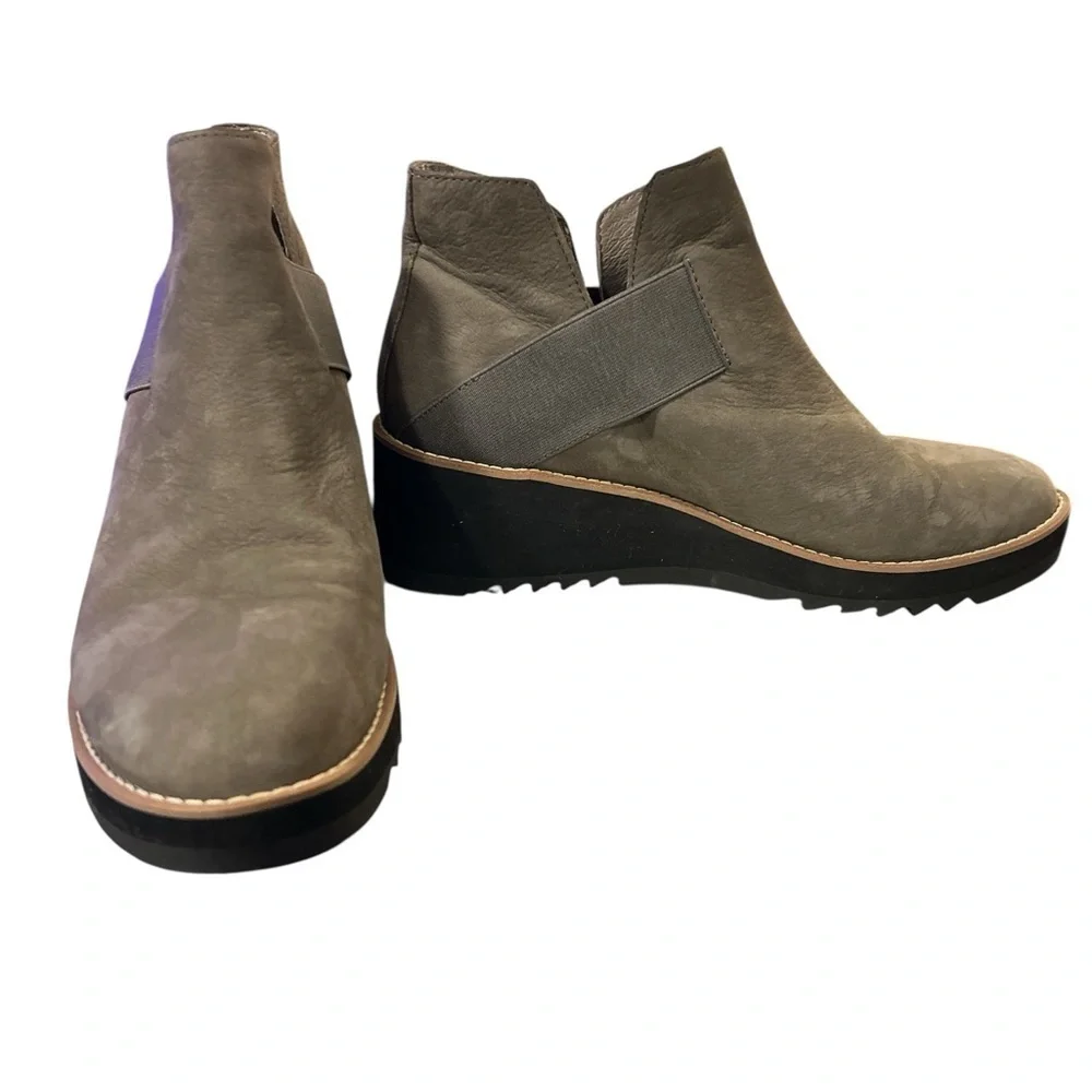 Eileen Fisher Women’s Graphite Tumble Nubuck Wedge Booties NWOT